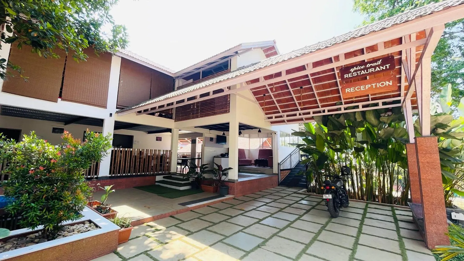Monarda Resort Padinjarathara India